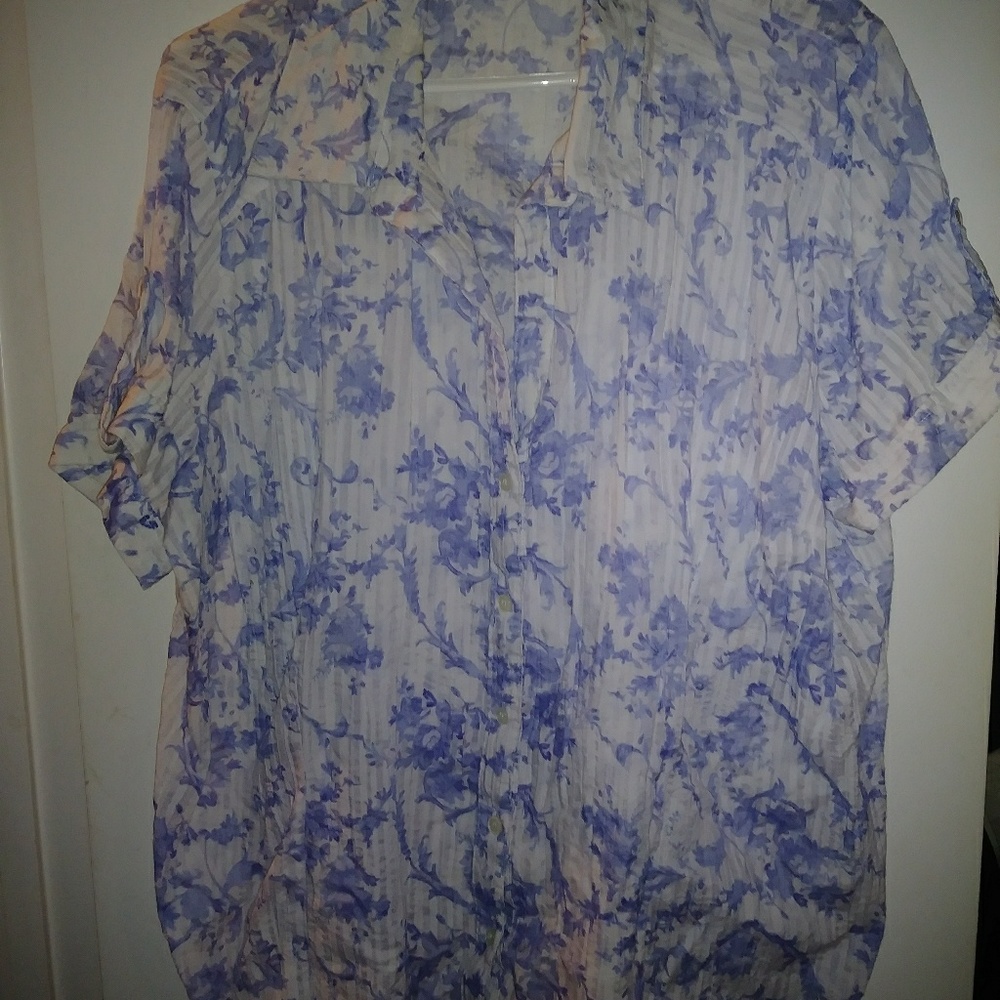 Lightweight blouse